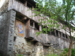 Il CAI Verbano in Val Cannobina con la Pro Valle: angolo caratteristico di Calachina