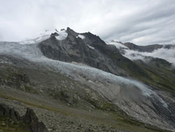 CAI Verbano - Trekking del Monte Bianco: Ghiacciaio del Trient, è considerato uno dei più belli delle Alpi, si trova nel Canton Vallese, è lungo 4,5 km ed esteso su una superficie di 6 kmq.