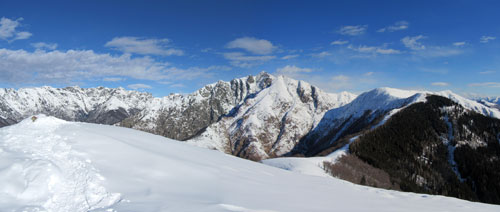 CAI Verbano - Con le ciaspole dalla Colletta di Pala al Monte Todano passando dal Pizzo Pernice: Pian Cavallone e vista della Val Grande dal Pizzo Pernice