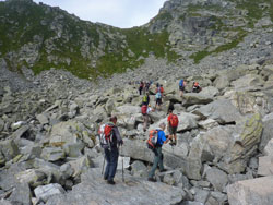CAI Verbano - Da Bosco Gurin (TI) a Fondovalle (Val Formazza): sulla pietraia prima della Bocchetta Foglia