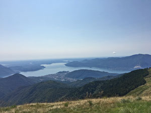 CAI Verbano - Festa 150° al Rifugio del Pian Cavallone: il Lago Maggiore dal Pian Cavallone